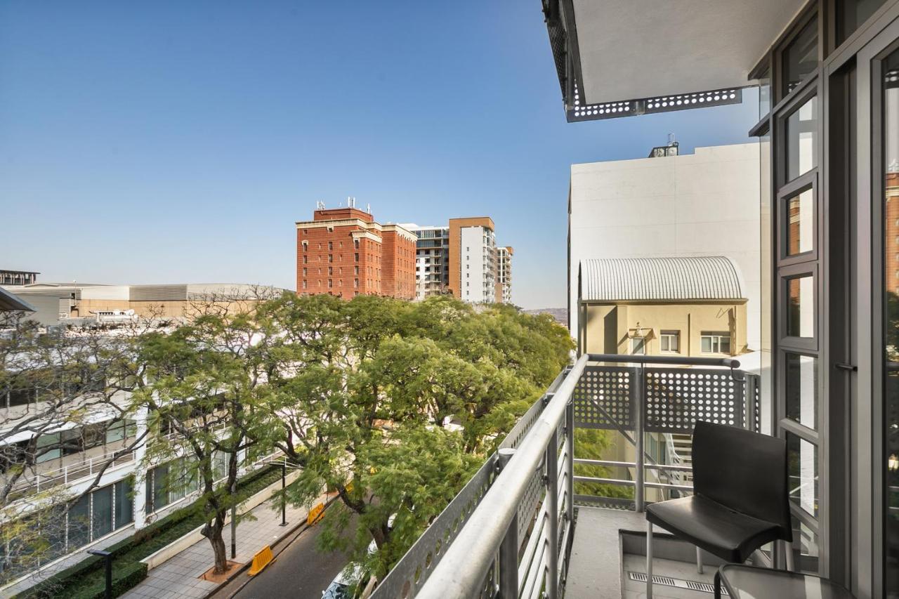 Easy Stay - The Median Rosebank Johannesburg Zewnętrze zdjęcie